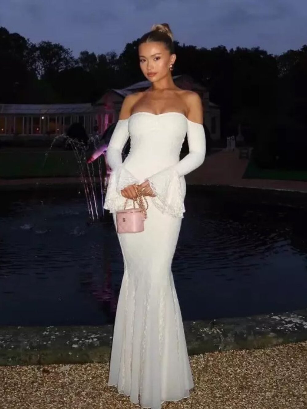 NWT Ivory Off Shoulder Lace Mermaid Wedding Dress Size S/M